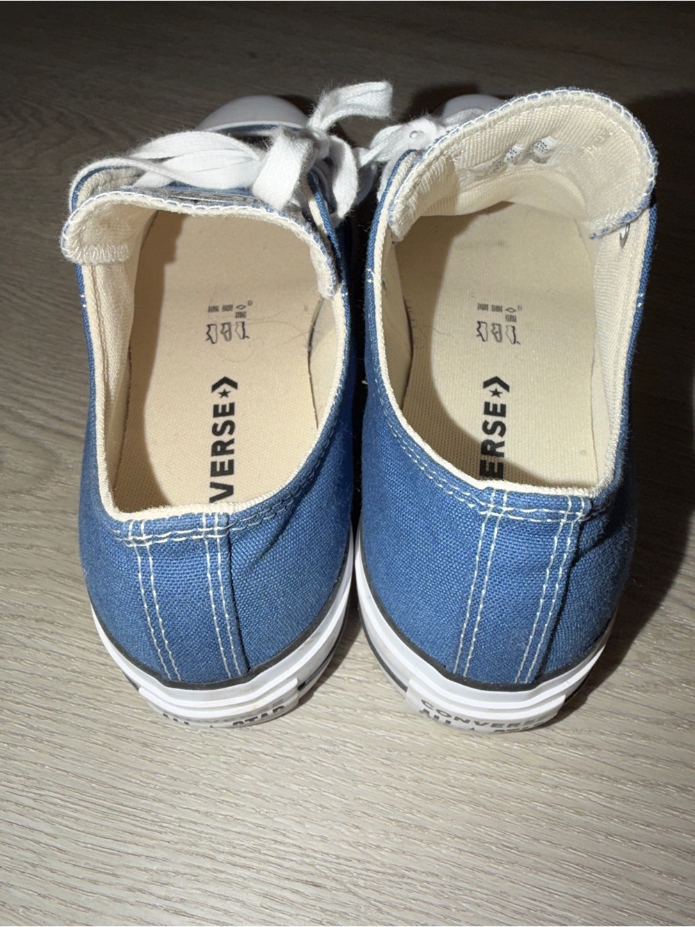 Converse Platform Low Top Sneakers - Blue & White - Picture 3 of 5